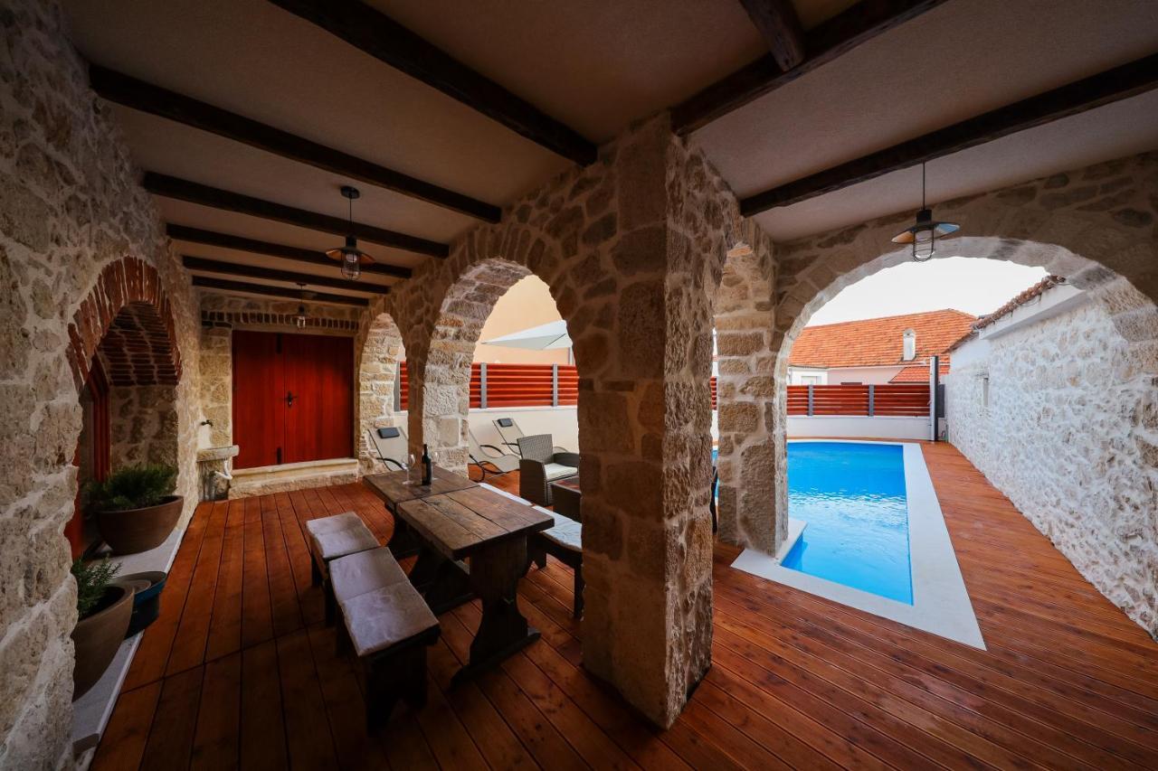 Holiday Home Mare เพทรอซาเน ภายนอก รูปภาพ